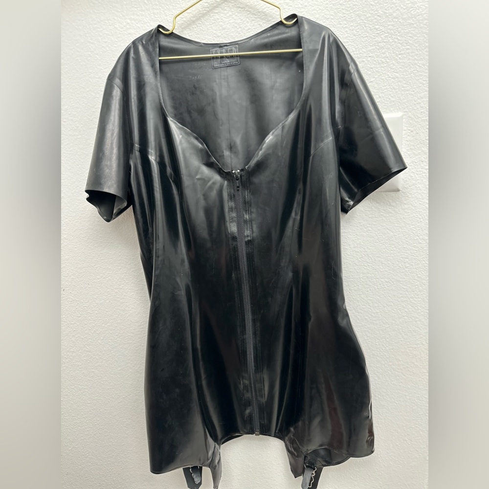 Syren black latex garter dress. Scoop neck short sleeve no flaws.